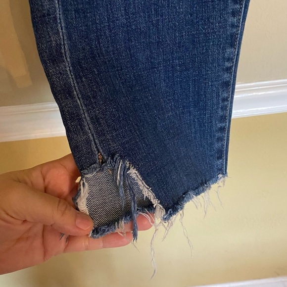 Talbots Jeans Size 8 Flawless Distressed Denim Jeans - Picture 9 of 16